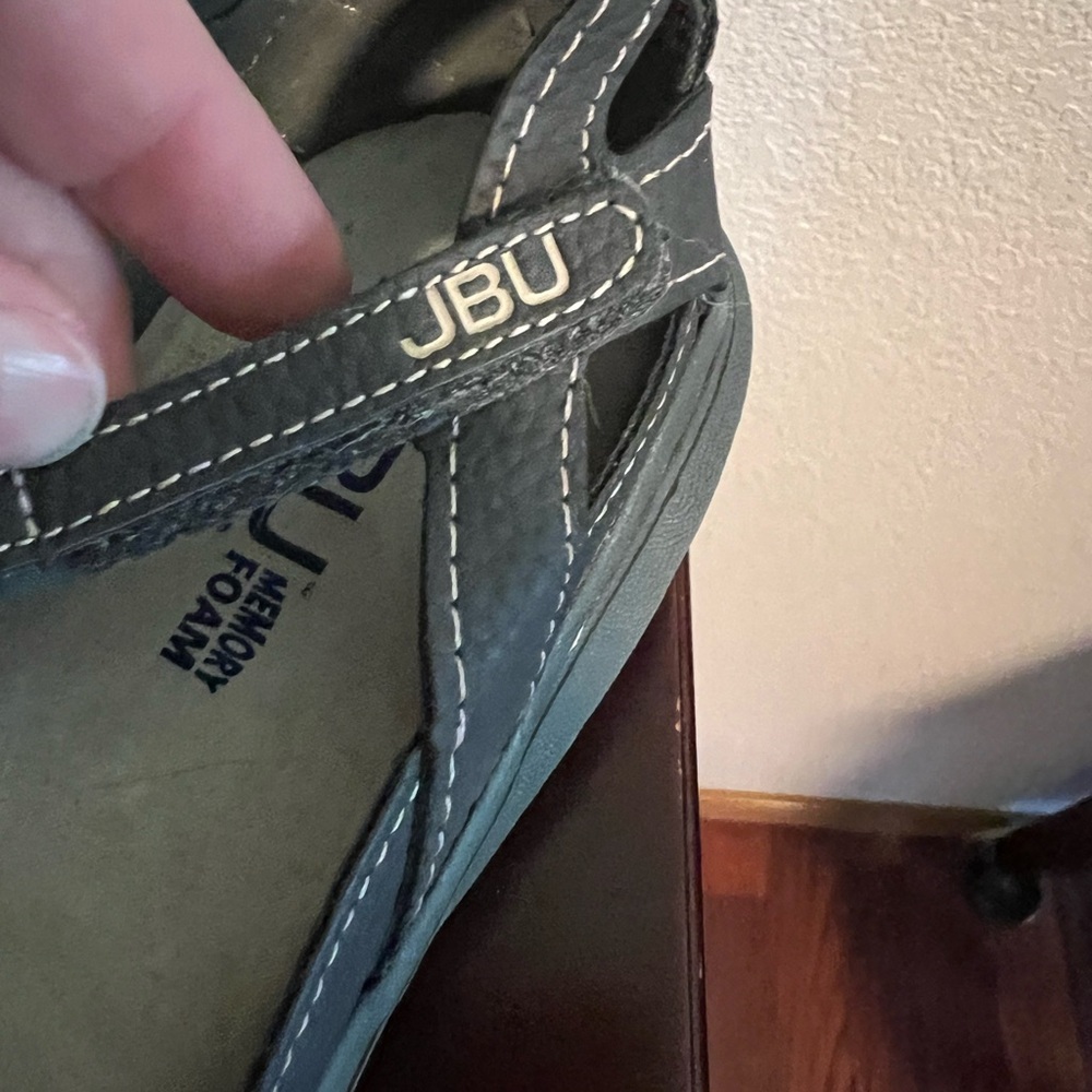 JBU Memory Foam Purple Sandals Size 8.5 - Picture 9 of 10